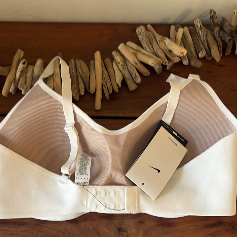 Nike Women's White Bra - Picture 2 of 2